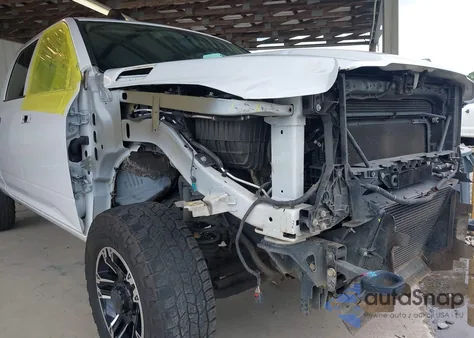 2019 Ram 2500 Tradesman 4X4 6'4 Box z USA, uszkodzony, nr VIN 3C6UR5CL7KG669110